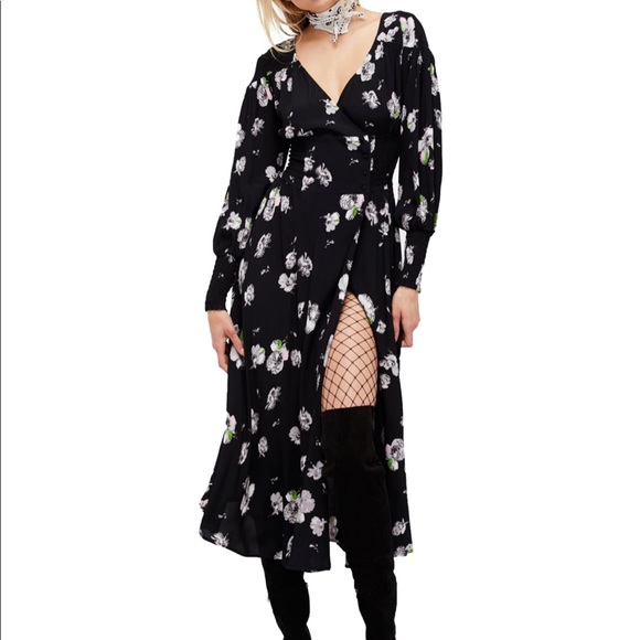 Free People Dresses & Skirts - FREE PEOPLE FRONT SPLIT WRAP DRESS S